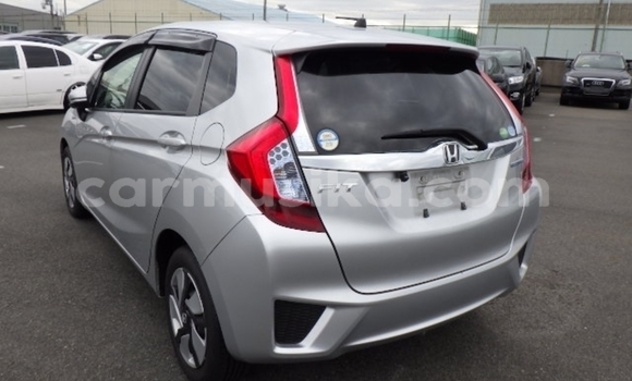 Buy Used Honda Fit Silver Car in Beitbridge in Matabeleland South Buy Used Honda Fit Silver Car in Beitbridge in Matabeleland South