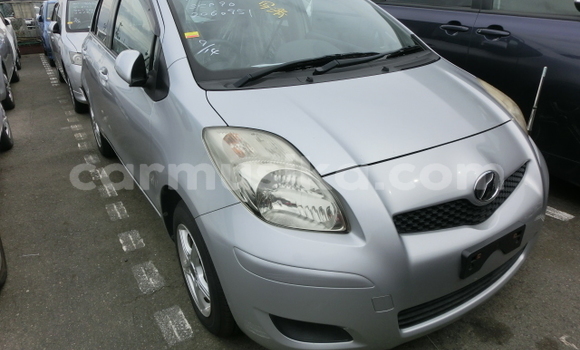 Buy Used Toyota Vitz Silver Car in Beitbridge in Matabeleland South