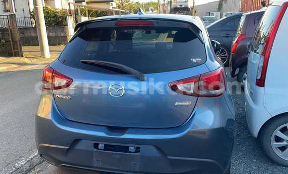 Acheter Import Voiture Mazda Demio Bleu à Harare, Harare Acheter Import Voiture Mazda Demio Bleu à Harare, Harare