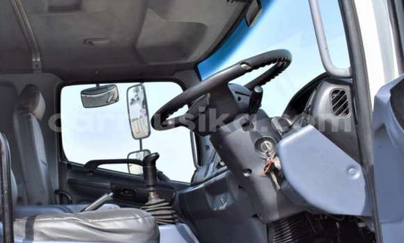 Acheter Occasion Utilitaire Hino Ranger Blanc à Harare, Harare Acheter Occasion Utilitaire Hino Ranger Blanc à Harare, Harare