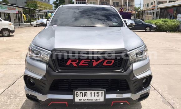 Buy Import Toyota Hiluxe Revo Silver Car in Harare in Harare Buy Import Toyota Hiluxe Revo Silver Car in Harare in Harare