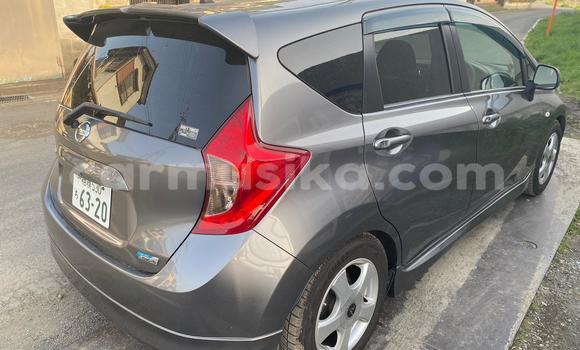 Buy Import Nissan Note Beige Car in Bulawayo in Bulawayo Buy Import Nissan Note Beige Car in Bulawayo in Bulawayo