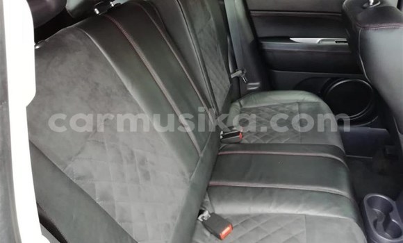 Acheter Occasion Voiture Jeep Compass Rouge à Borrowdale, Harare Acheter Occasion Voiture Jeep Compass Rouge à Borrowdale, Harare