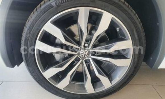 Acheter Occasion Voiture Volkswagen Tiguan Blanc à Beitbridge, Matabeleland South Acheter Occasion Voiture Volkswagen Tiguan Blanc à Beitbridge, Matabeleland South