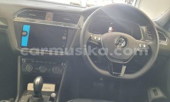 Acheter Occasion Voiture Volkswagen Tiguan Blanc à Beitbridge, Matabeleland South Acheter Occasion Voiture Volkswagen Tiguan Blanc à Beitbridge, Matabeleland South