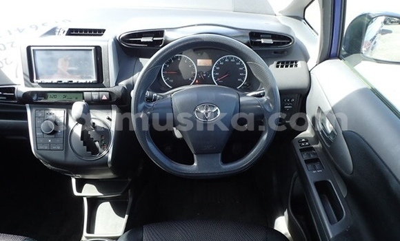 Tenga Tsaru Toyota Wish Bhuruu Mota in Beitbridge in Matabeleland South Tenga Tsaru Toyota Wish Bhuruu Mota in Beitbridge in Matabeleland South