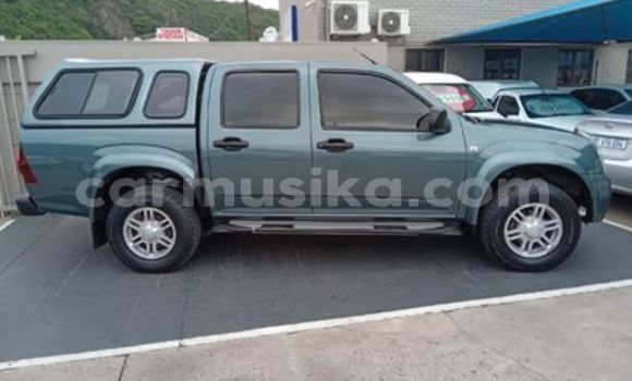 Tenga Tsaru Isuzu KB Zvimwe Mota in Beitbridge in Matabeleland South