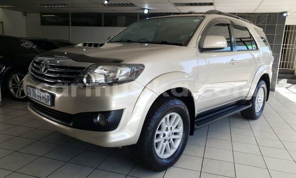 Acheter Occasion Voiture Toyota Fortuner Autre à Beitbridge, Matabeleland South Acheter Occasion Voiture Toyota Fortuner Autre à Beitbridge, Matabeleland South