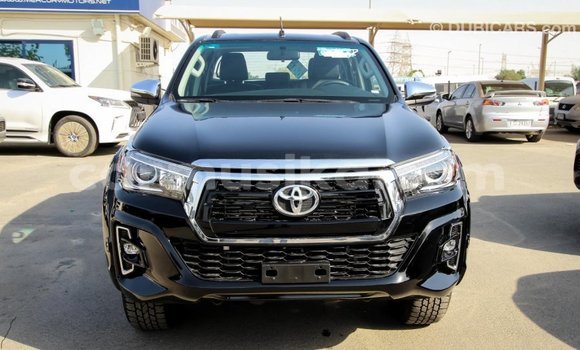 Acheter Import Voiture Toyota Hilux Noir à Import - Dubai, Harare Acheter Import Voiture Toyota Hilux Noir à Import - Dubai, Harare