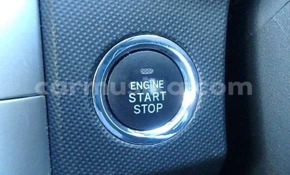 Tenga Tsaru Toyota Auris Bhuruu Mota in Beitbridge in Matabeleland South Tenga Tsaru Toyota Auris Bhuruu Mota in Beitbridge in Matabeleland South