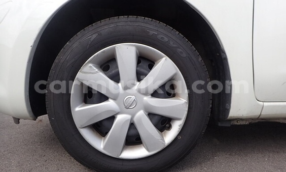 Acheter Occasion Voiture Nissan March Blanc à Beitbridge, Matabeleland South Acheter Occasion Voiture Nissan March Blanc à Beitbridge, Matabeleland South