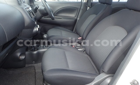 Acheter Occasion Voiture Nissan March Blanc à Beitbridge, Matabeleland South Acheter Occasion Voiture Nissan March Blanc à Beitbridge, Matabeleland South