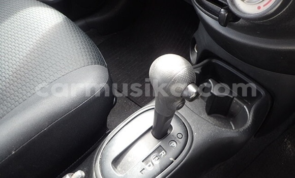 Acheter Occasion Voiture Nissan March Blanc à Beitbridge, Matabeleland South Acheter Occasion Voiture Nissan March Blanc à Beitbridge, Matabeleland South