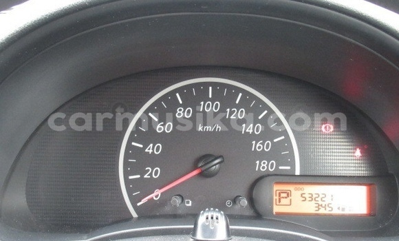 Acheter Occasion Voiture Nissan March Blanc à Beitbridge, Matabeleland South Acheter Occasion Voiture Nissan March Blanc à Beitbridge, Matabeleland South