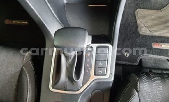 Acheter Occasion Voiture Kia Sportage Blanc à Beitbridge, Matabeleland South Acheter Occasion Voiture Kia Sportage Blanc à Beitbridge, Matabeleland South