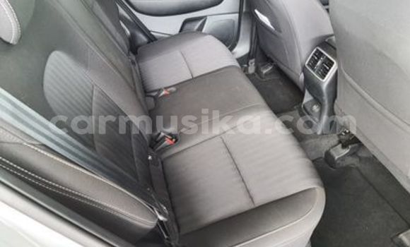 Acheter Occasion Voiture Kia Sportage Blanc à Beitbridge, Matabeleland South Acheter Occasion Voiture Kia Sportage Blanc à Beitbridge, Matabeleland South