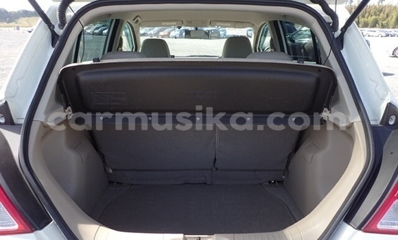 Tenga Tsaru Nissan Tiida Chena Mota in Beitbridge in Matabeleland South Tenga Tsaru Nissan Tiida Chena Mota in Beitbridge in Matabeleland South