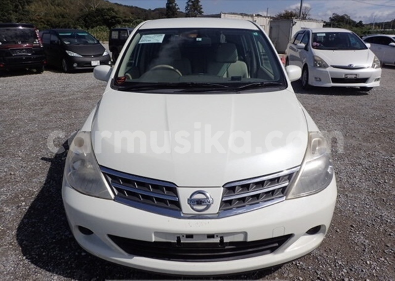 Big with watermark nissan tiida matabeleland south beitbridge 25321