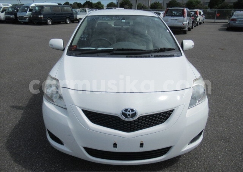 Big with watermark toyota belta matabeleland south beitbridge 25325