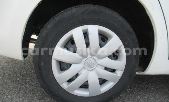 Buy Used Toyota Belta White Car in Beitbridge in Matabeleland South Buy Used Toyota Belta White Car in Beitbridge in Matabeleland South