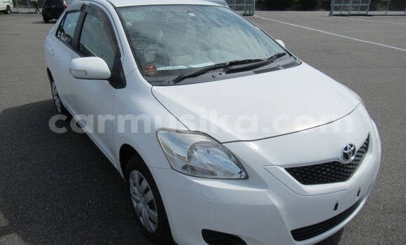 Buy Used Toyota Belta White Car in Beitbridge in Matabeleland South Buy Used Toyota Belta White Car in Beitbridge in Matabeleland South