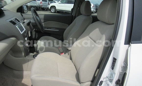 Buy Used Toyota Belta White Car in Beitbridge in Matabeleland South Buy Used Toyota Belta White Car in Beitbridge in Matabeleland South