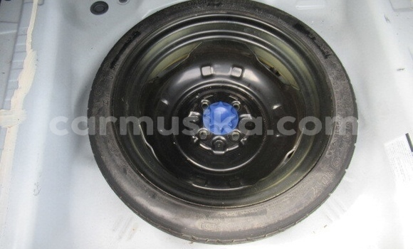 Buy Used Toyota Belta White Car in Beitbridge in Matabeleland South Buy Used Toyota Belta White Car in Beitbridge in Matabeleland South