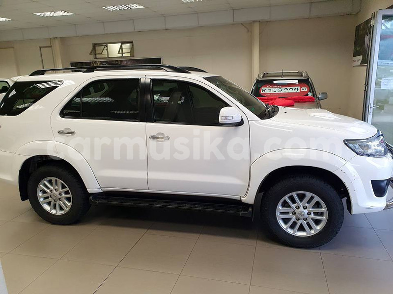 Big with watermark toyota fortuner matabeleland south beitbridge 25329