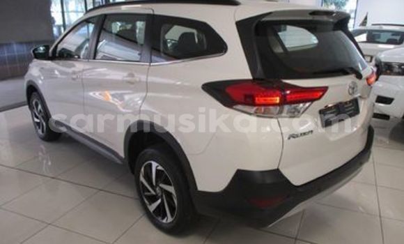 Tenga Tsaru Toyota Rush Chena Mota in Beitbridge in Matabeleland South Tenga Tsaru Toyota Rush Chena Mota in Beitbridge in Matabeleland South