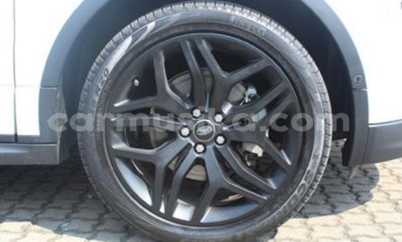 Buy Used Land Rover Range Rover Evoque White Car in Beitbridge in Matabeleland South Buy Used Land Rover Range Rover Evoque White Car in Beitbridge in Matabeleland South