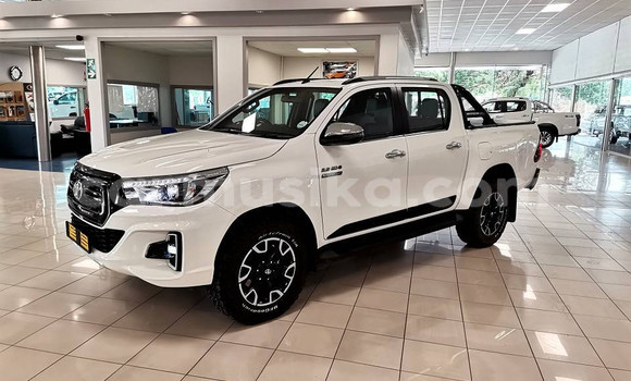 Nunua Ilio tumika Toyota Hilux Nyeupe Gari ndani ya Beitbridge nchini Matabeleland Kusini