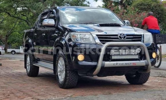 Nunua Mpya Toyota Hilux Nyeusi Gari ndani ya Avondale nchini Harare Nunua Mpya Toyota Hilux Nyeusi Gari ndani ya Avondale nchini Harare