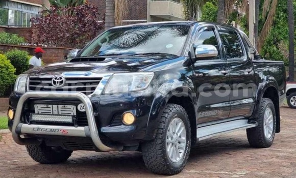 Nunua Mpya Toyota Hilux Nyeusi Gari ndani ya Avondale nchini Harare Nunua Mpya Toyota Hilux Nyeusi Gari ndani ya Avondale nchini Harare
