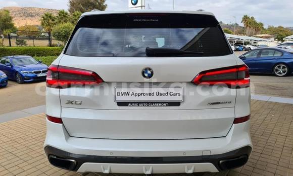 Acheter Occasion Voiture BMW X5 M Blanc à Beitbridge, Matabeleland South
