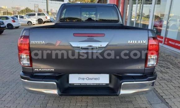Tenga Tsaru Toyota Hilux Sirivha Mota in Harare in Harare Tenga Tsaru Toyota Hilux Sirivha Mota in Harare in Harare