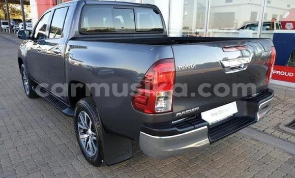 Tenga Tsaru Toyota Hilux Sirivha Mota in Harare in Harare Tenga Tsaru Toyota Hilux Sirivha Mota in Harare in Harare