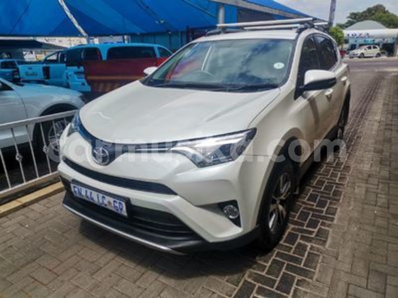 Big with watermark toyota rav4 matabeleland south beitbridge 25351