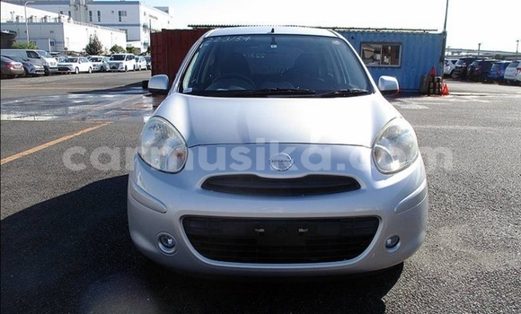 Acheter Occasion Voiture Nissan March Gris à Beitbridge, Matabeleland South Acheter Occasion Voiture Nissan March Gris à Beitbridge, Matabeleland South