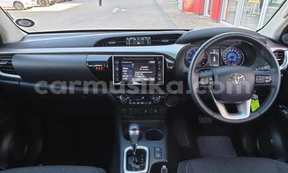 Tenga Tsaru Toyota Hilux Sirivha Mota in Harare in Harare Tenga Tsaru Toyota Hilux Sirivha Mota in Harare in Harare