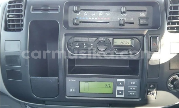 Nunua Ilio tumika Toyota Dyna Nyeupe Lori ndani ya Beitbridge nchini Matabeleland Kusini Nunua Ilio tumika Toyota Dyna Nyeupe Lori ndani ya Beitbridge nchini Matabeleland Kusini