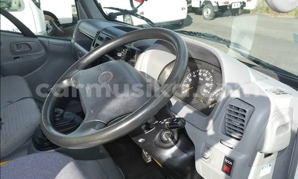 Nunua Ilio tumika Toyota Dyna Nyeupe Lori ndani ya Beitbridge nchini Matabeleland Kusini Nunua Ilio tumika Toyota Dyna Nyeupe Lori ndani ya Beitbridge nchini Matabeleland Kusini