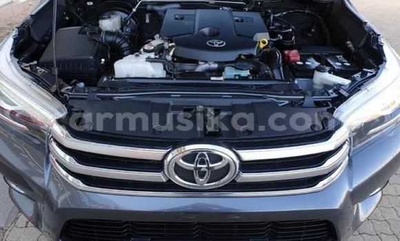 Tenga Tsaru Toyota Hilux Sirivha Mota in Harare in Harare Tenga Tsaru Toyota Hilux Sirivha Mota in Harare in Harare