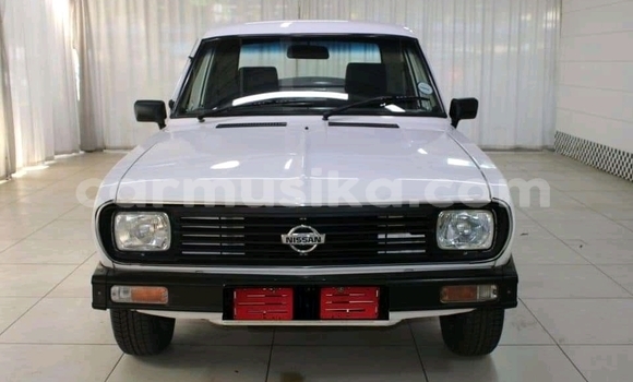 Acheter Occasion Voiture Nissan 200SX Blanc à Bulawayo, Bulawayo