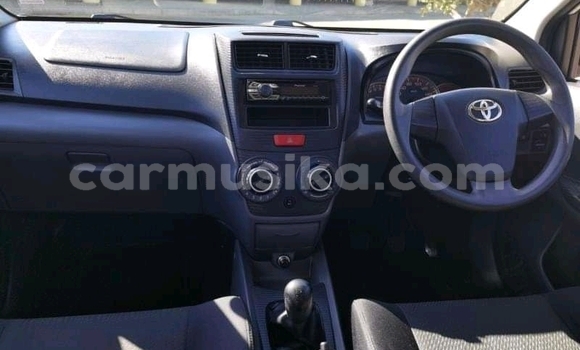 Acheter Occasion Voiture Toyota Avanza Blanc à Bulawayo, Bulawayo Acheter Occasion Voiture Toyota Avanza Blanc à Bulawayo, Bulawayo