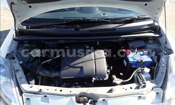 Acheter Occasion Voiture Toyota Passo Blanc à Beitbridge, Matabeleland South Acheter Occasion Voiture Toyota Passo Blanc à Beitbridge, Matabeleland South