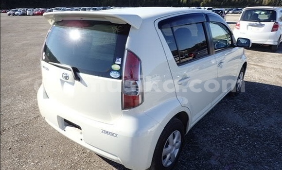 Acheter Occasion Voiture Toyota Passo Blanc à Beitbridge, Matabeleland South Acheter Occasion Voiture Toyota Passo Blanc à Beitbridge, Matabeleland South