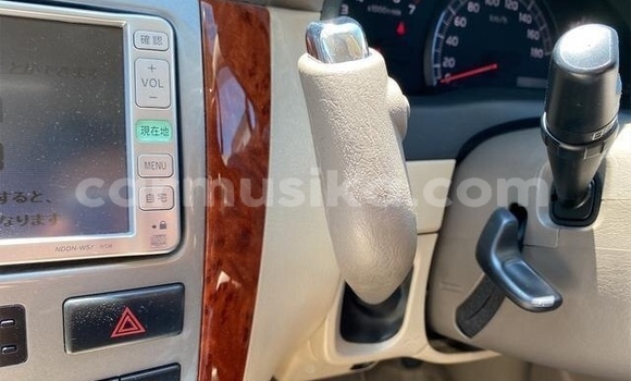 Acheter Occasion Voiture Toyota Ipsum Gris à Beitbridge, Matabeleland South Acheter Occasion Voiture Toyota Ipsum Gris à Beitbridge, Matabeleland South