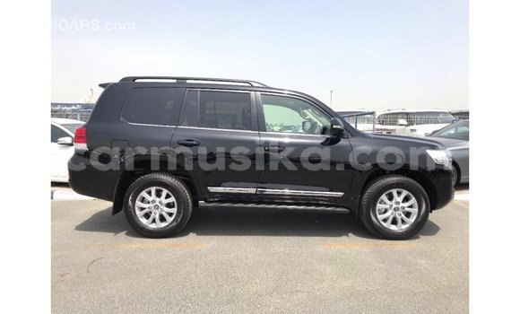 Nunua Imported Toyota Land Cruiser Nyeusi Gari ndani ya Import - Dubai nchini Harare Nunua Imported Toyota Land Cruiser Nyeusi Gari ndani ya Import - Dubai nchini Harare