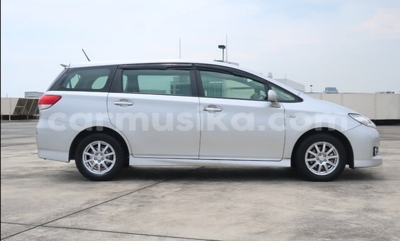 Tenga Tsaru Toyota Wish Sirivha Mota in Beitbridge in Matabeleland South Tenga Tsaru Toyota Wish Sirivha Mota in Beitbridge in Matabeleland South