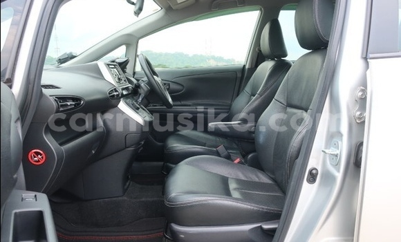 Tenga Tsaru Toyota Wish Sirivha Mota in Beitbridge in Matabeleland South Tenga Tsaru Toyota Wish Sirivha Mota in Beitbridge in Matabeleland South